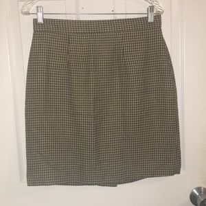 Houndstooth brown skirt